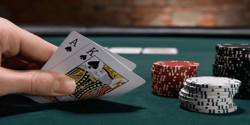 Những lưu ý khi áp dụng cách so bài poker